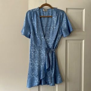 Show me your mumu blue wrap dress.